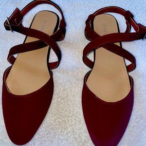 ♥ Maroon Colored Wrap Around Flats *NEW* ♥